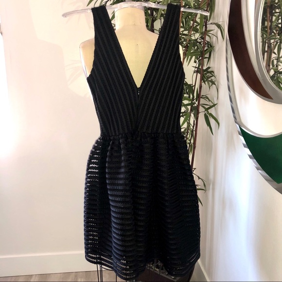 👗 NWT RED by Saks Fifth Avenue Black Dress Sz S - Picture 7 of 8